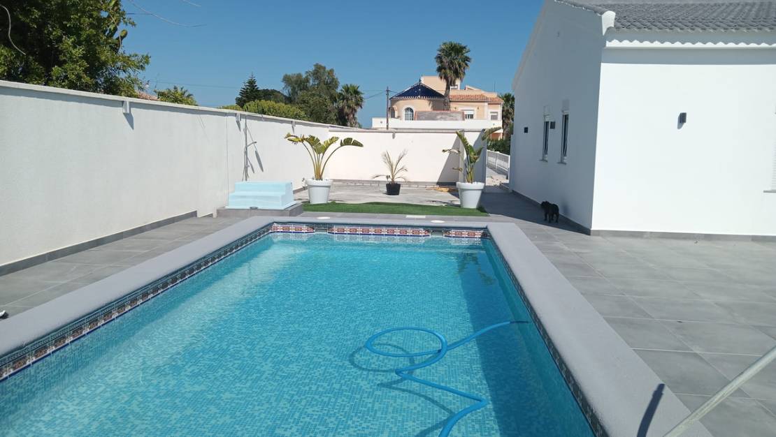 Sale - Villa - Orihuela - Lomas de Cabo Roig