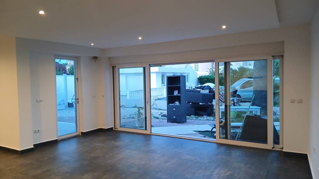 Sale - Villa - Orihuela - Lomas de Cabo Roig