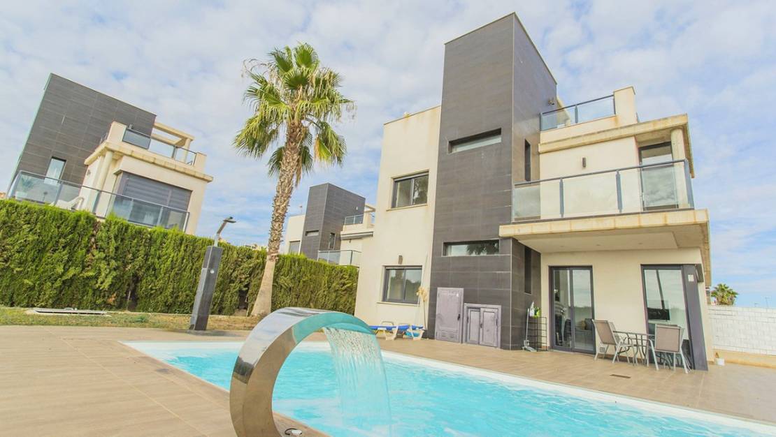 Sale - Villa - Orihuela - Lomas de Cabo Roig