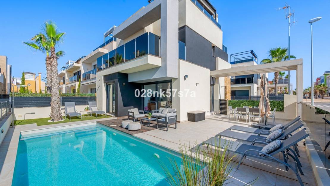 Sale - Villa - Orihuela - Lomas de Cabo Roig