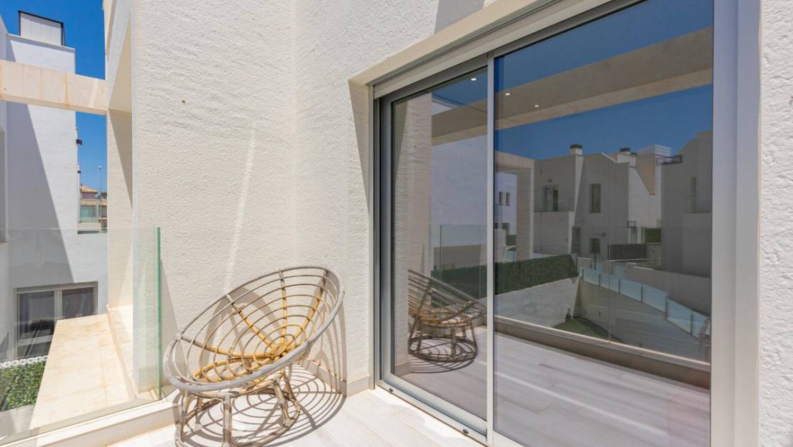 Sale - Villa - Orihuela - Lomas de Cabo Roig