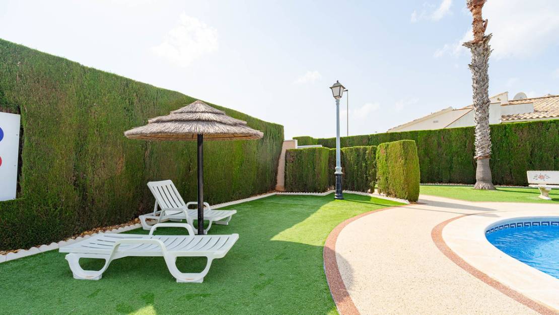 Sale - Villa - Orihuela - Lomas de Cabo Roig