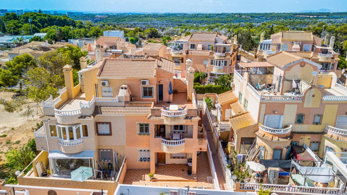 Sale - Villa - Orihuela - Lomas de Cabo Roig