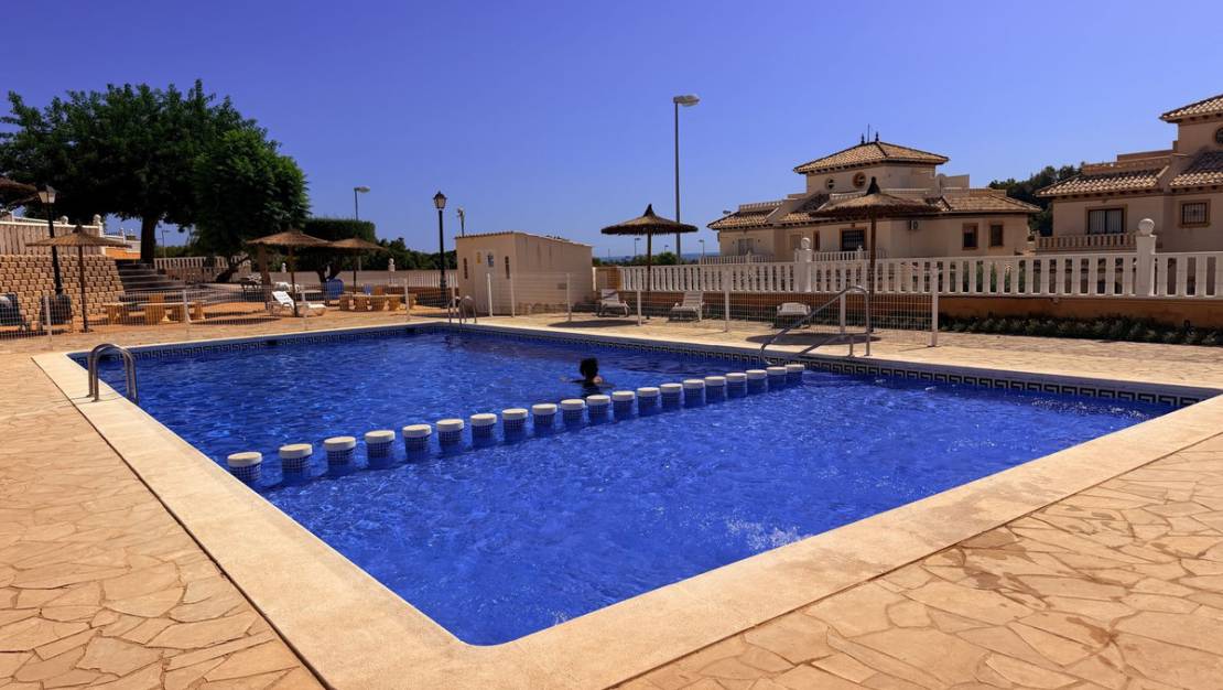 Sale - Villa - Orihuela - Lomas de Cabo Roig