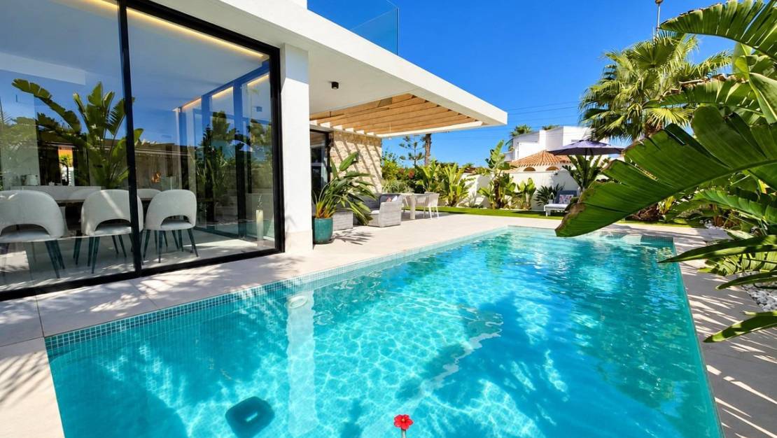 Sale - Villa - Orihuela - Lomas de Cabo Roig