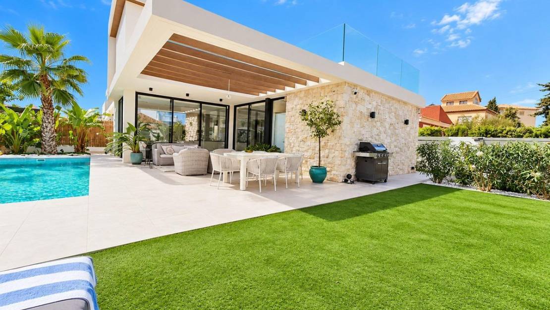 Sale - Villa - Orihuela - Lomas de Cabo Roig
