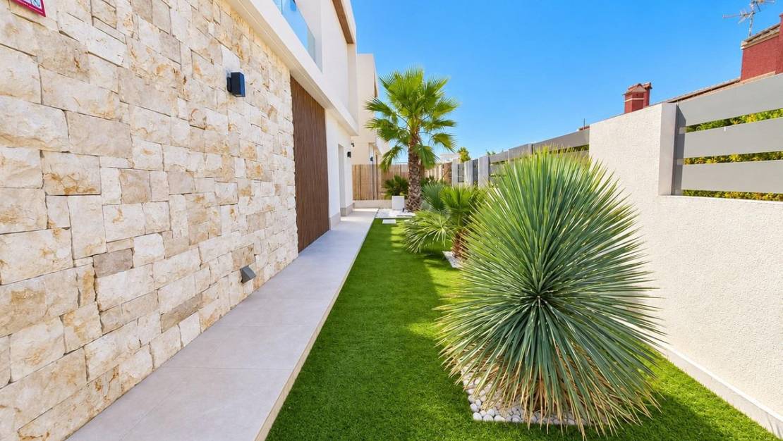 Sale - Villa - Orihuela - Lomas de Cabo Roig