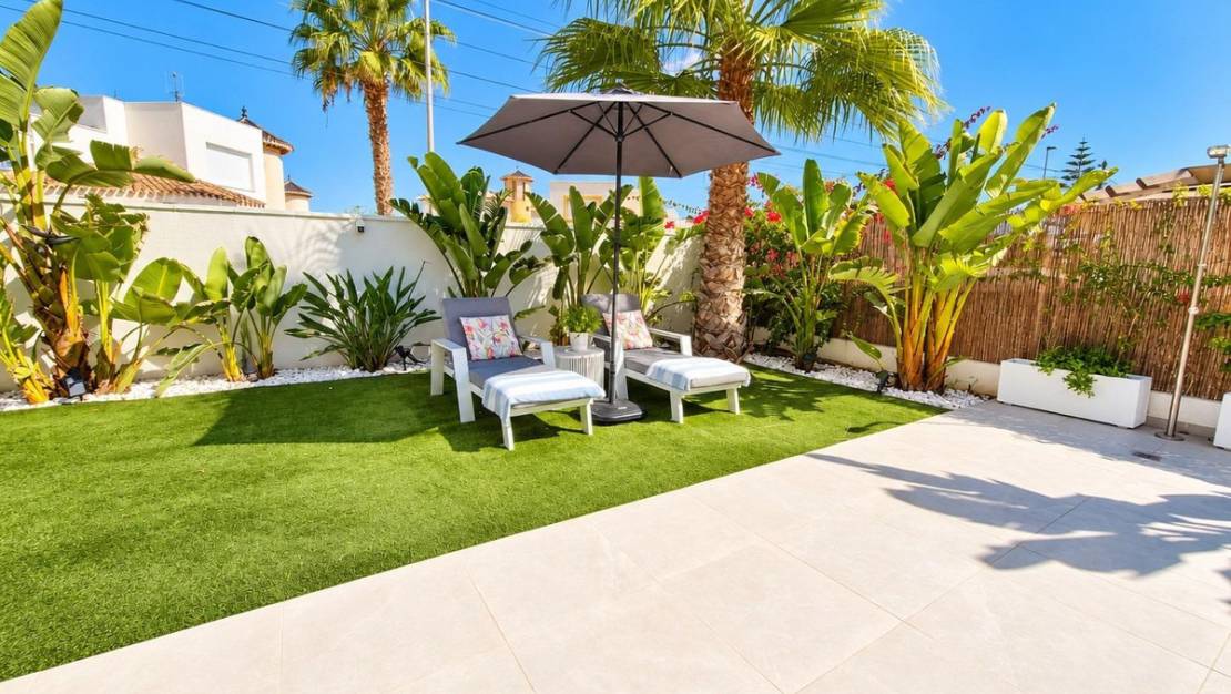 Sale - Villa - Orihuela - Lomas de Cabo Roig