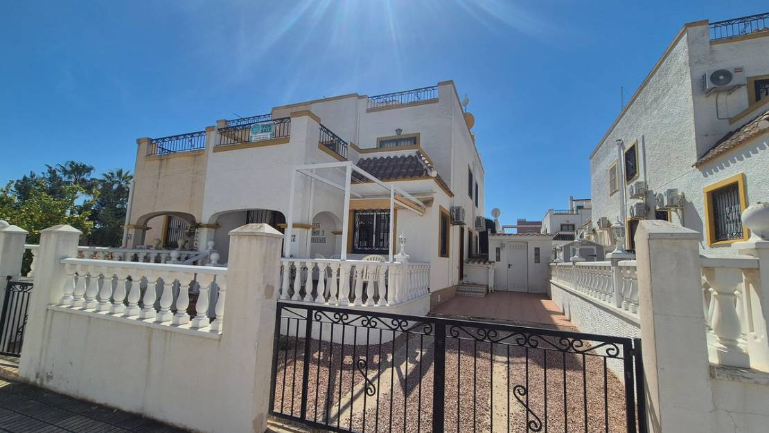 Sale - Villa - Orihuela - Los Altos