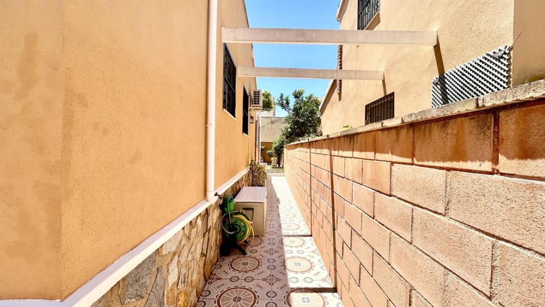 Sale - Villa - Orihuela - Los Altos