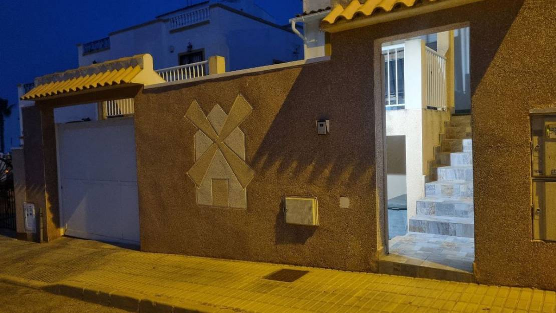 Sale - Villa - Orihuela - Los Altos
