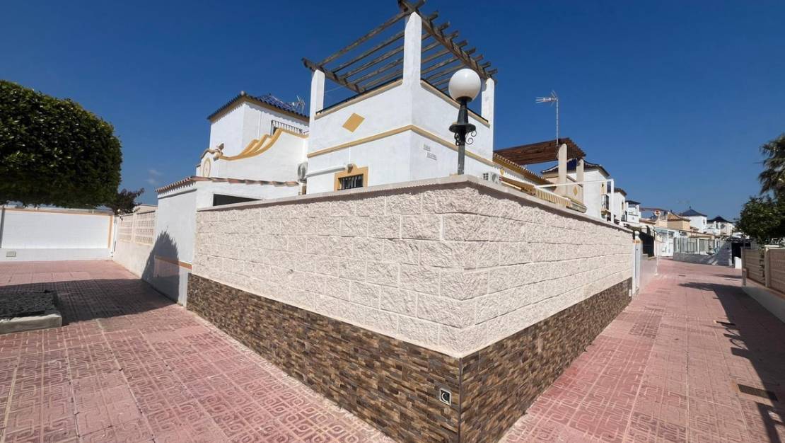 Sale - Villa - Orihuela - Los Altos
