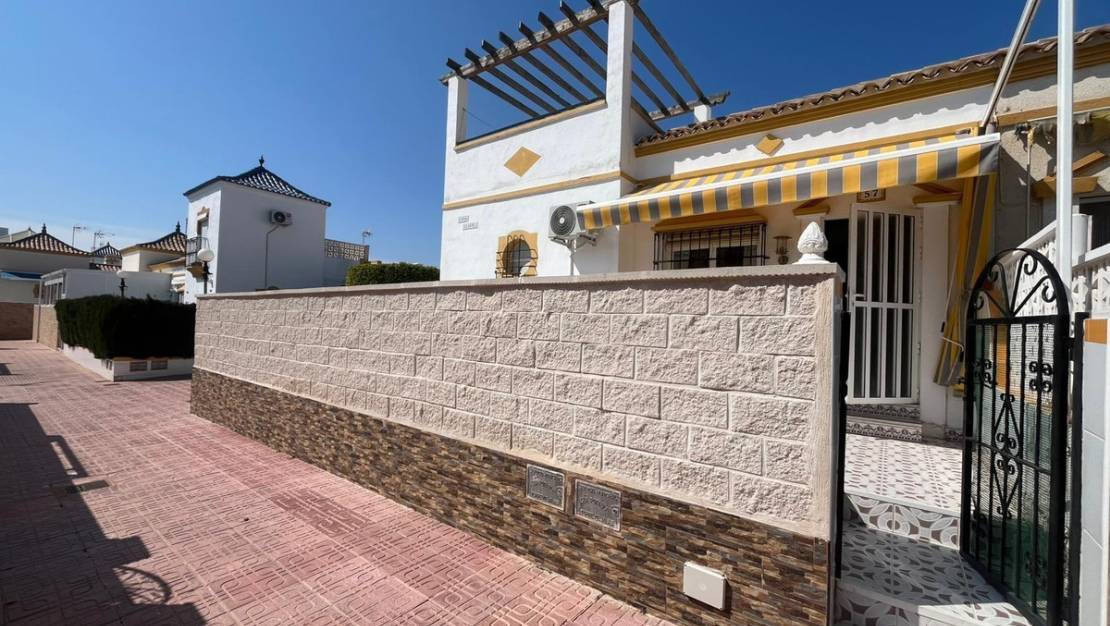 Sale - Villa - Orihuela - Los Altos