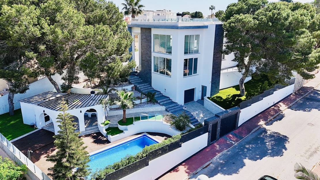 Sale - Villa - Orihuela - Los Balcones