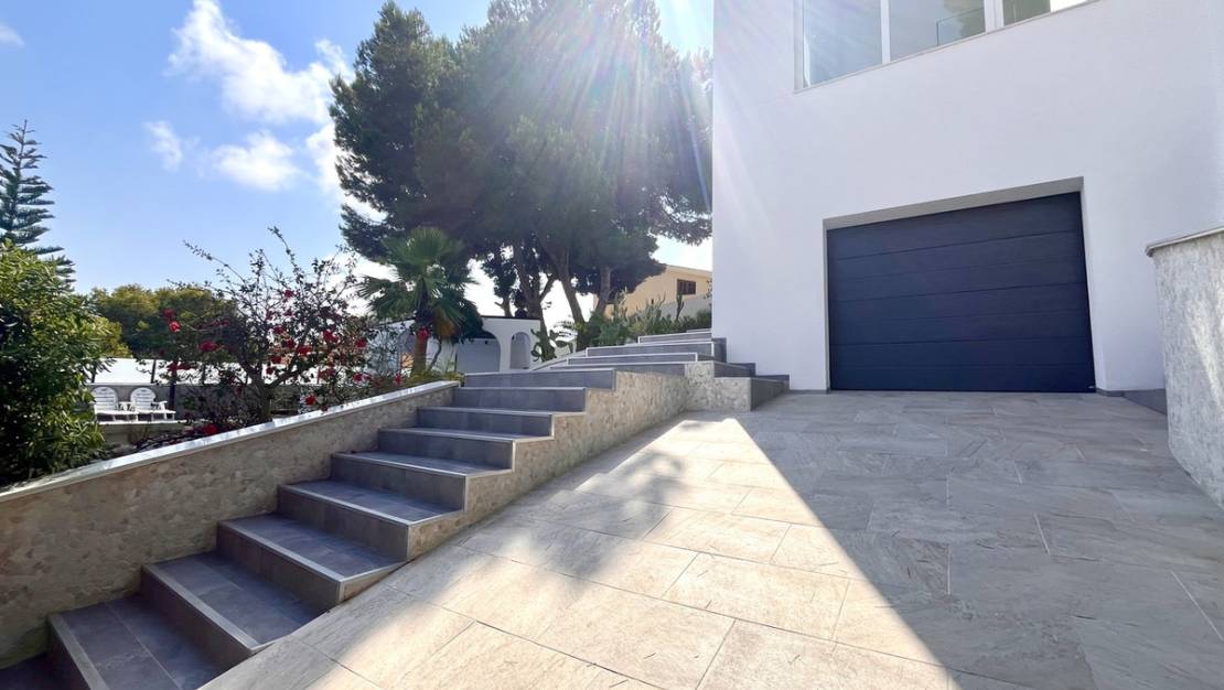 Sale - Villa - Orihuela - Los Balcones