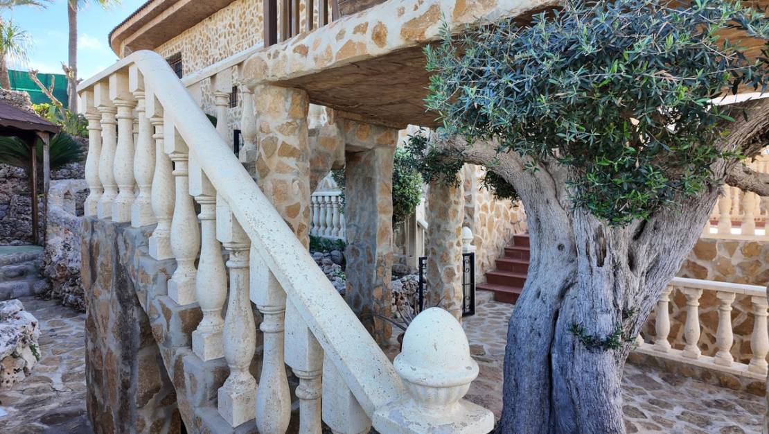 Sale - Villa - Orihuela - Los Balcones