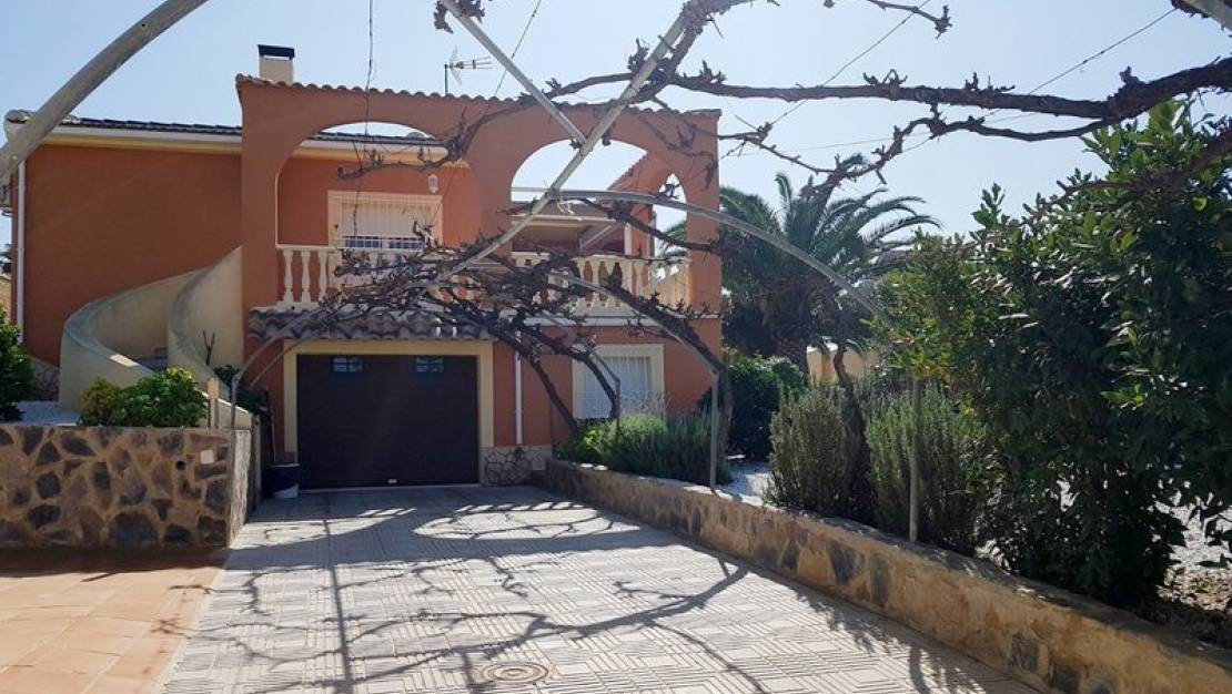Sale - Villa - Orihuela - Los Balcones
