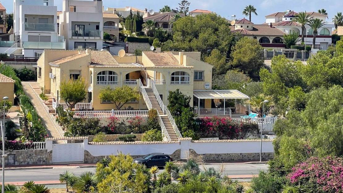 Sale - Villa - Orihuela - Los Balcones