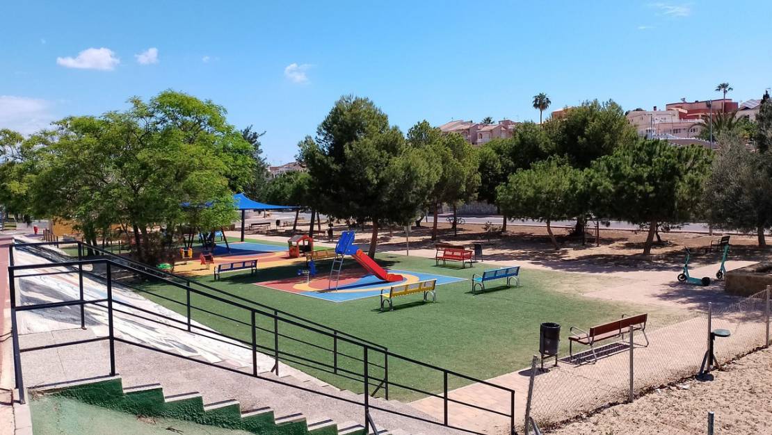 Sale - Villa - Orihuela - Los Balcones