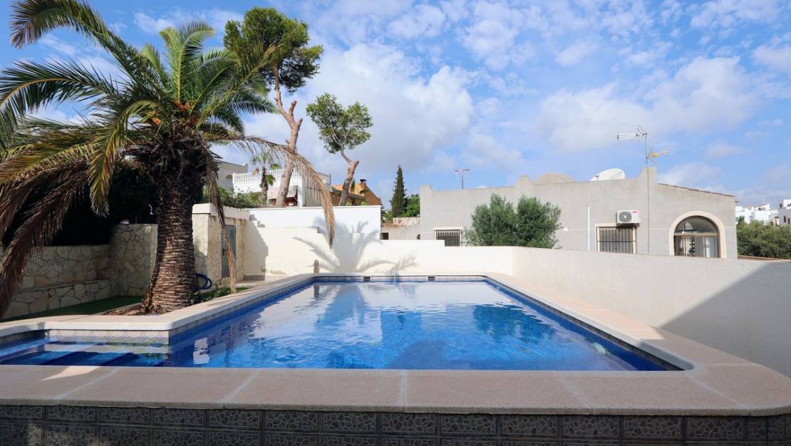 Sale - Villa - Orihuela - Los Balcones