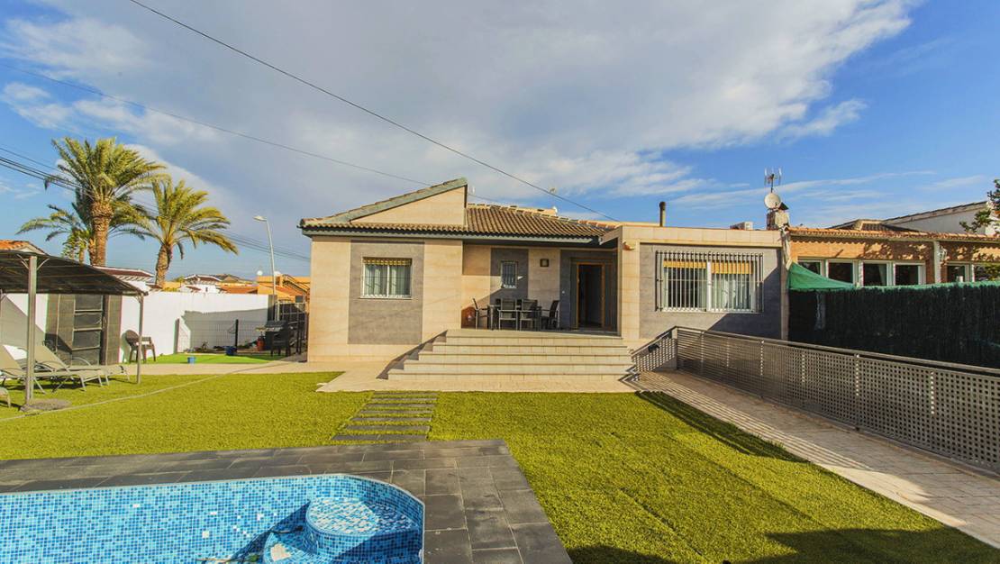Sale - Villa - Orihuela - Los Balcones