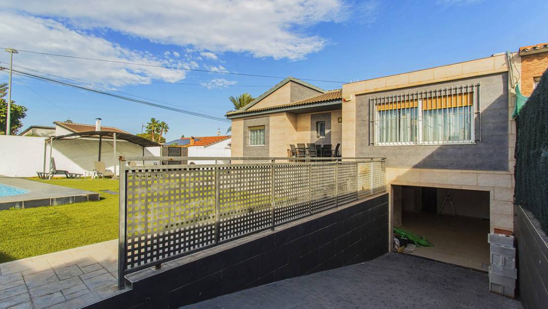 Sale - Villa - Orihuela - Los Balcones