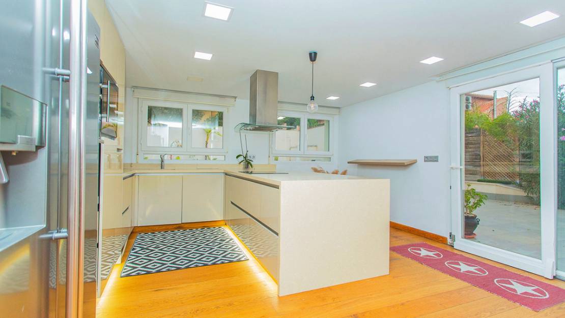 Sale - Villa - Orihuela - Los Balcones