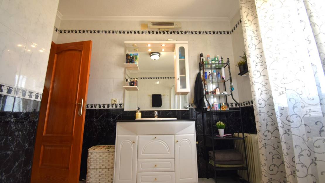 Sale - Villa - Orihuela - Los Balcones