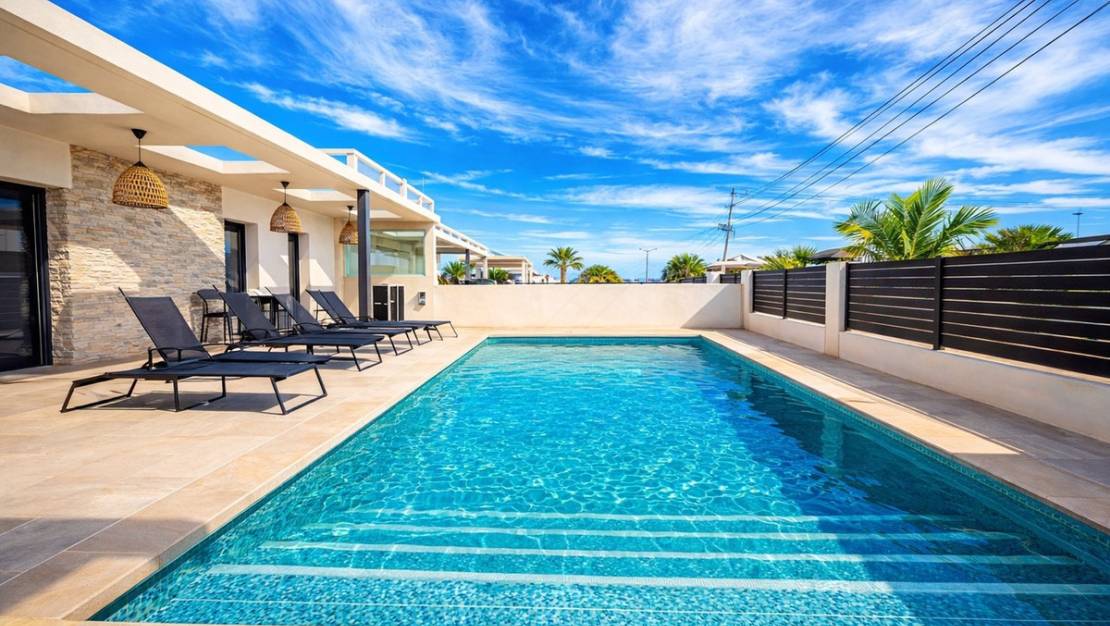 Sale - Villa - Orihuela - Los Balcones