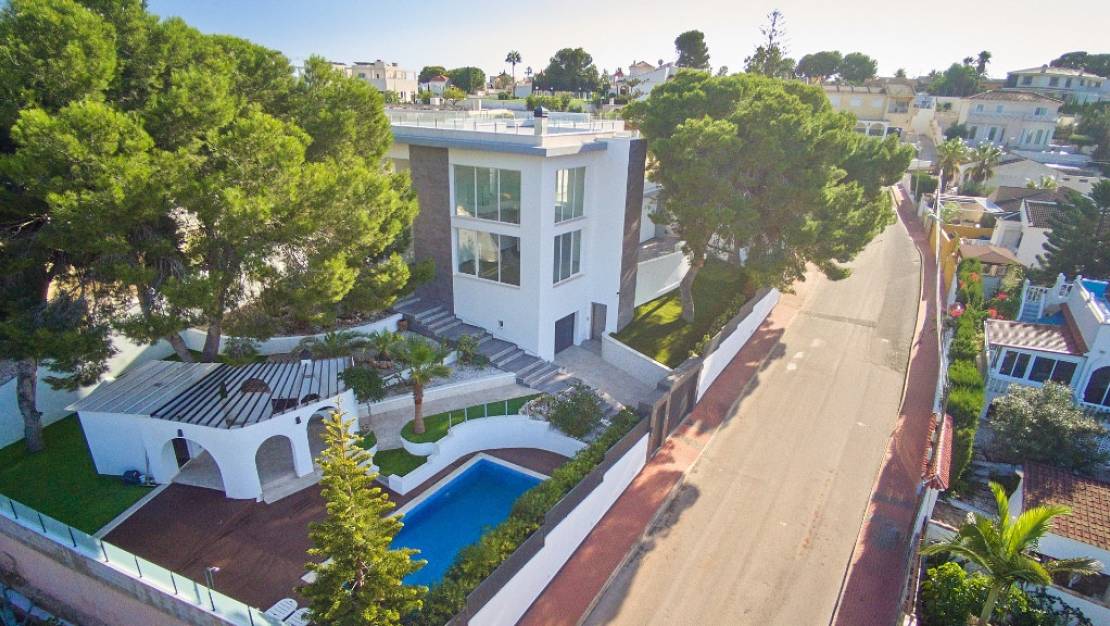 Sale - Villa - Orihuela - Los Balcones