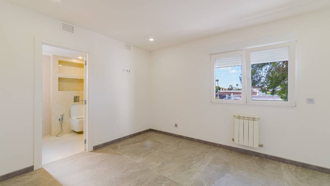 Sale - Villa - Orihuela - Los Balcones