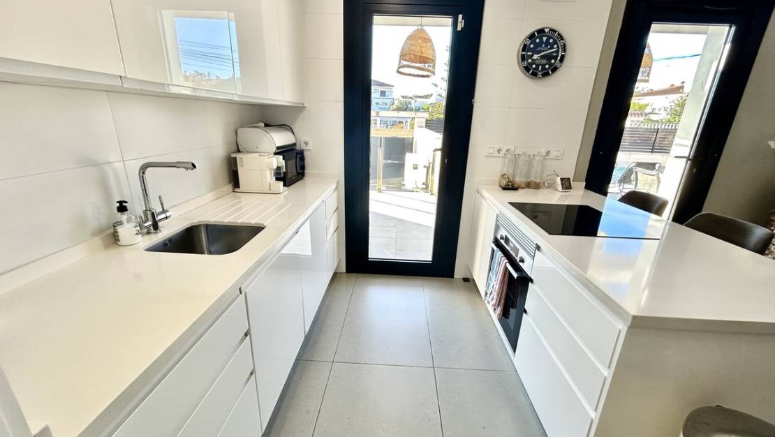Sale - Villa - Orihuela - Los Balcones