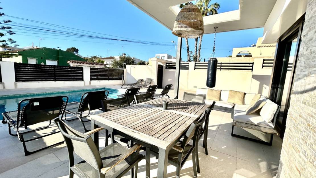 Sale - Villa - Orihuela - Los Balcones