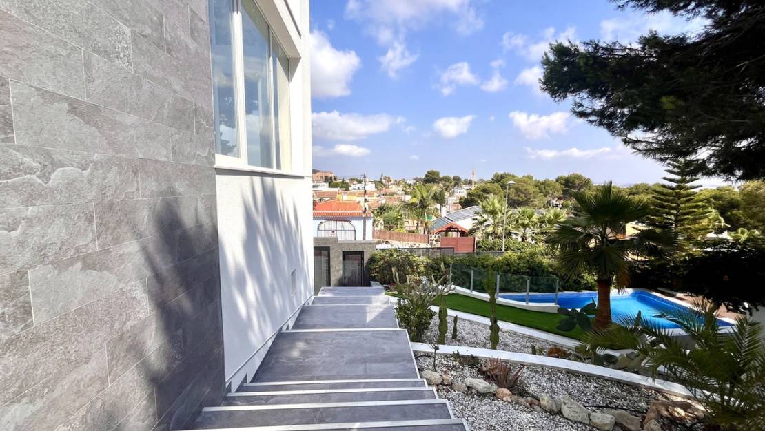 Sale - Villa - Orihuela - Los Balcones