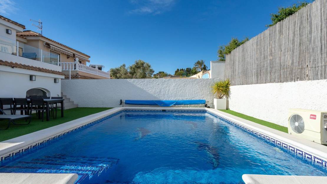 Sale - Villa - Orihuela - Los Balcones