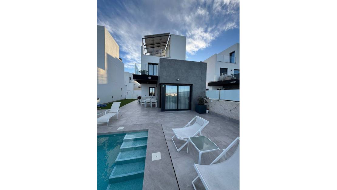 Sale - Villa - Orihuela - Los Balcones