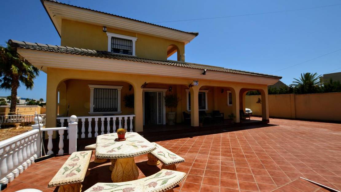 Sale - Villa - Orihuela - Los Balcones