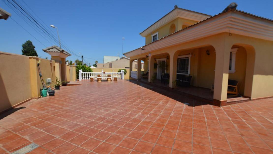 Sale - Villa - Orihuela - Los Balcones