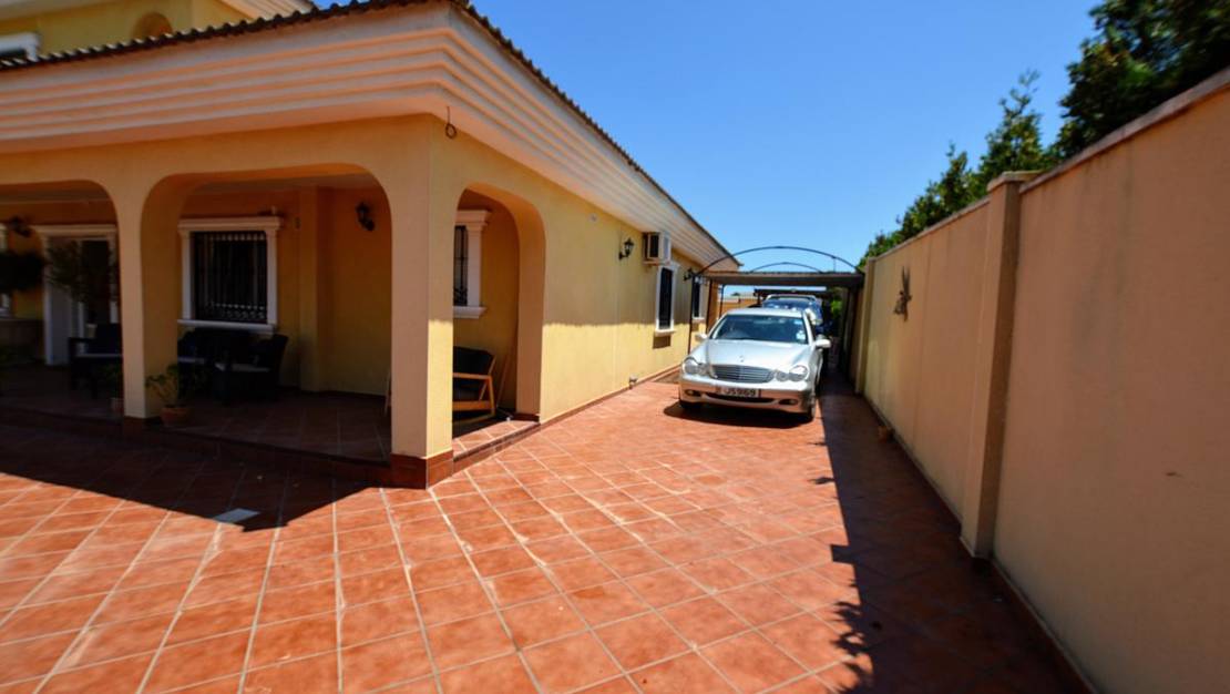 Sale - Villa - Orihuela - Los Balcones