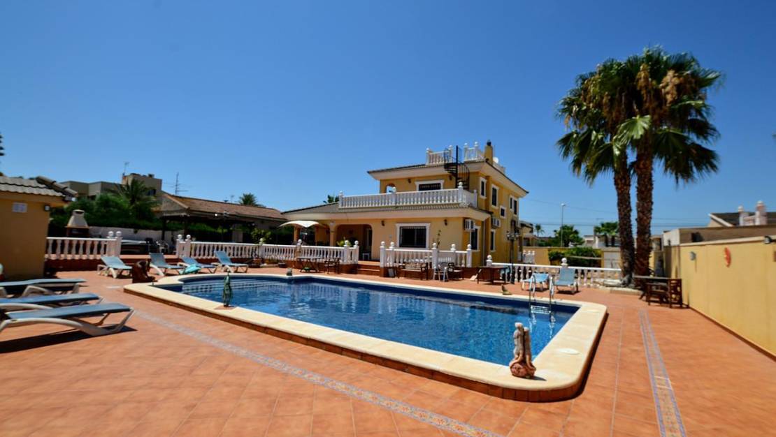 Sale - Villa - Orihuela - Los Balcones