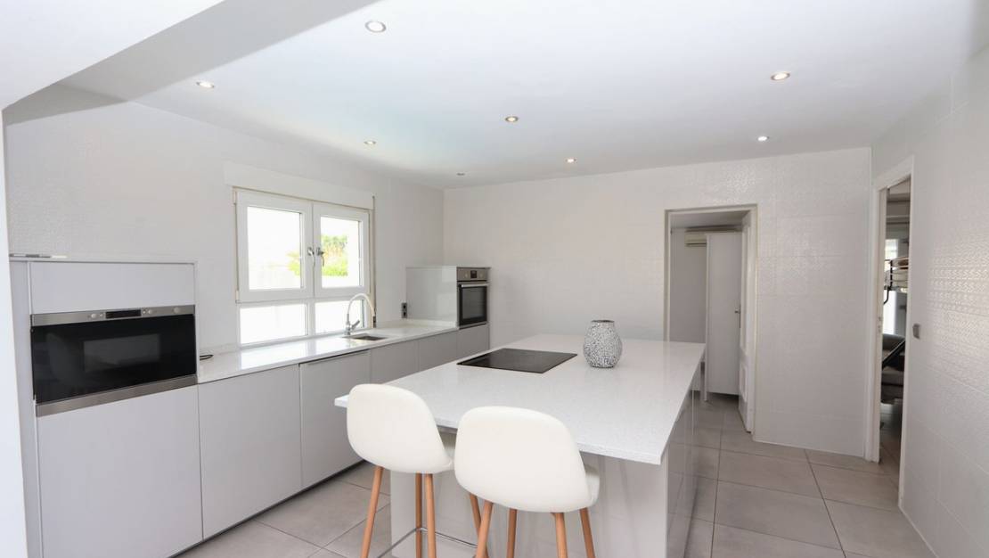 Sale - Villa - Orihuela - Los Balcones