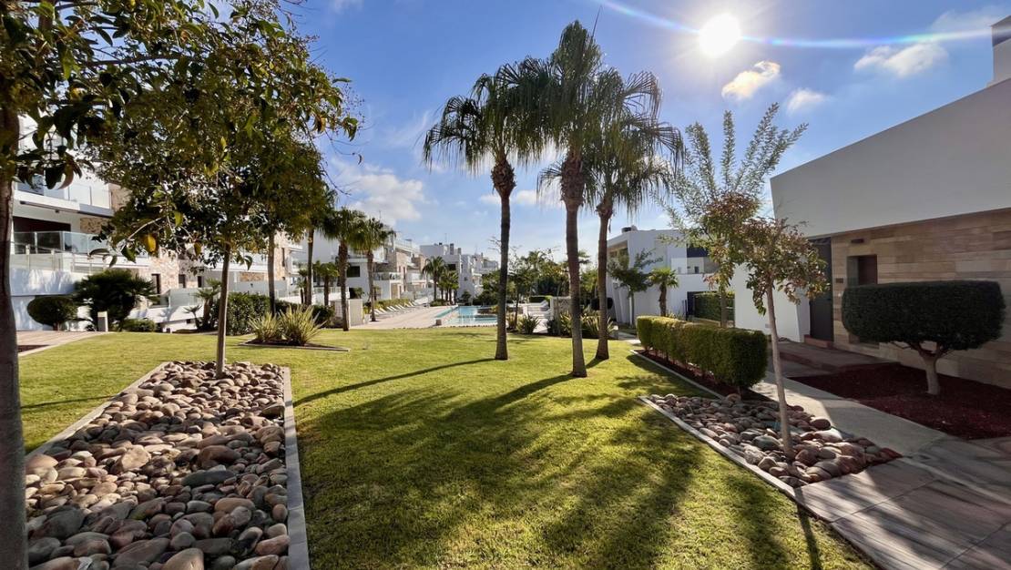 Sale - Villa - Orihuela - Los Dolses