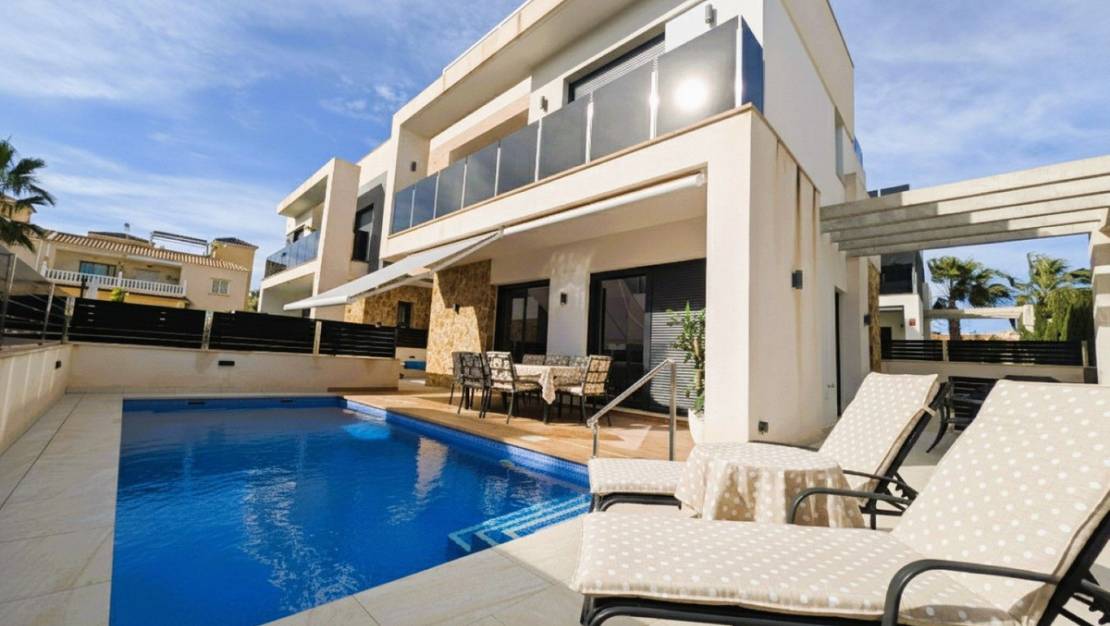Sale - Villa - Orihuela - Los Dolses
