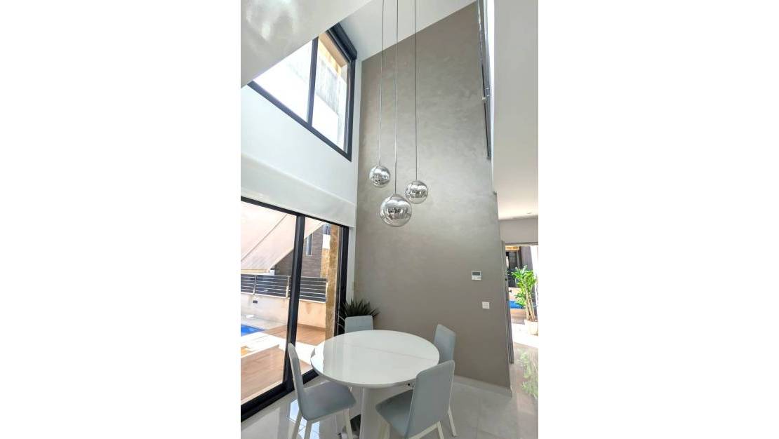 Sale - Villa - Orihuela - Los Dolses