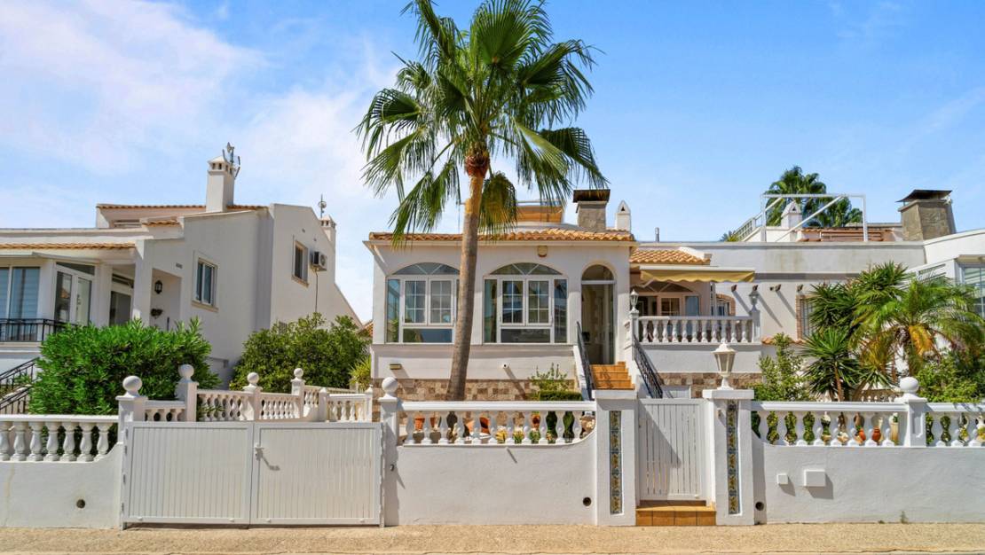 Sale - Villa - Orihuela - Los Dolses