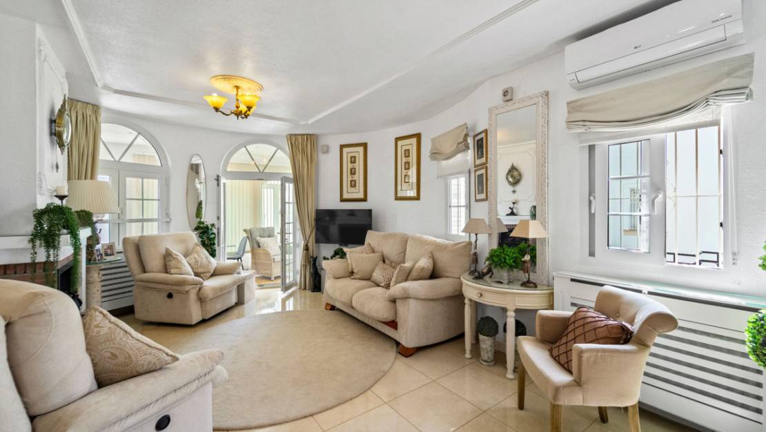 Sale - Villa - Orihuela - Los Dolses