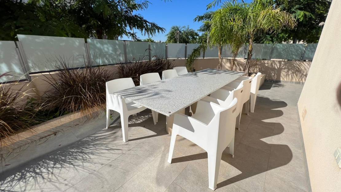 Sale - Villa - Orihuela - Mil Palmeras