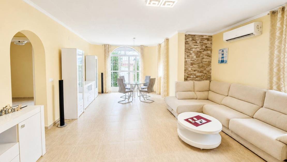 Sale - Villa - Orihuela - Mil Palmeras