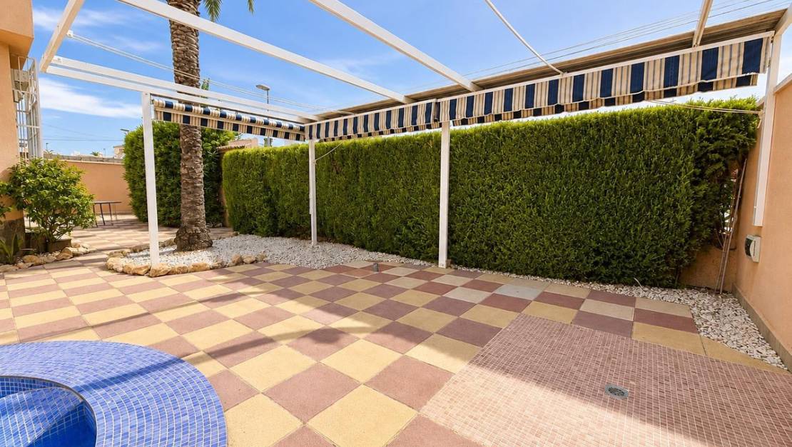 Sale - Villa - Orihuela - Mil Palmeras