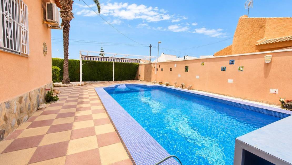 Sale - Villa - Orihuela - Mil Palmeras